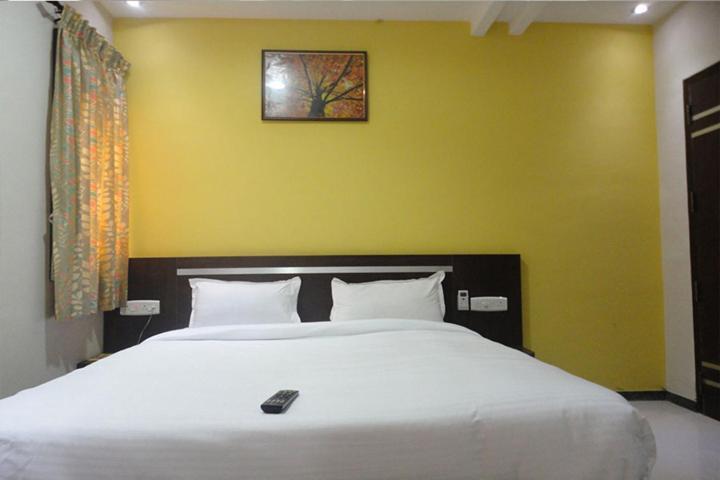 טירופור Landmaark Hotels מראה חיצוני תמונה